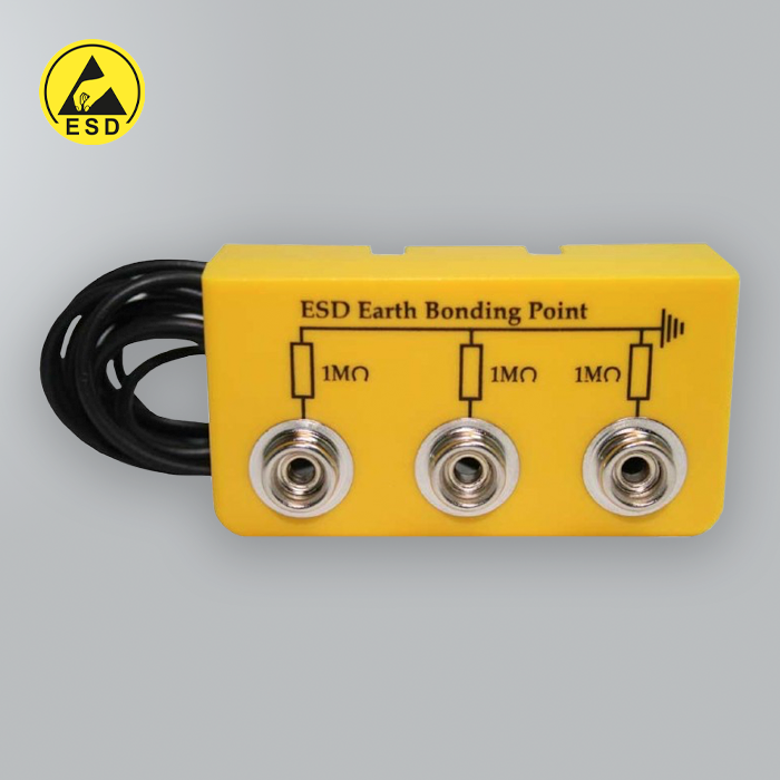 Earth Bonding Point 3 X 10mm Studs ESD Earth Bonding Point 3 X 10mm Studs ESD
